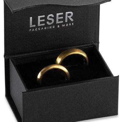 Case for wedding rings in black